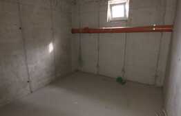 OPORTUNITATE!!! Apartament 3 camere, 60mp + 20 mp spatiu de depozitare, boxa 12mp, parcare cu CF, Zona Teilor