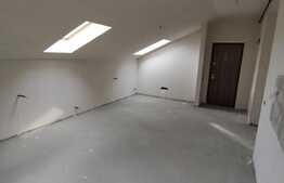 OPORTUNITATE!!! Apartament 3 camere, 60mp + 20 mp spatiu de depozitare, boxa 12mp, parcare cu CF, Zona Teilor