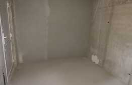 OPORTUNITATE!!! Apartament 3 camere, 60mp + 20 mp spatiu de depozitare, boxa 12mp, parcare cu CF, Zona Teilor