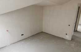 OPORTUNITATE!!! Apartament 3 camere, 60mp + 20 mp spatiu de depozitare, boxa 12mp, parcare cu CF, Zona Teilor