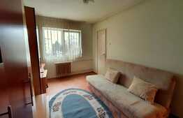 Garsoniera pe etaj intermediar, zona Casa Piratilor!