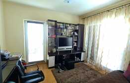 Apartament spatios, 6 camere, 3 bai, 3 balcoane, zona linistita cu panorama!