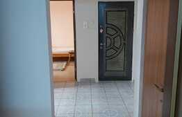 Investitie!!! Apartament cu 2 camere decomandate, etaj intermediar, piata Ion Mester