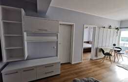 Apartament 2 camere, etaj intermediar, balcon, parcare 