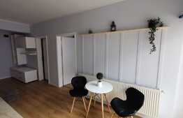 Apartament 2 camere, etaj intermediar, balcon, parcare 