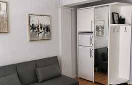 Apartament 2 camere, etaj intermediar, balcon, parcare 
