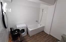Apartament 2 camere, etaj intermediar, balcon, parcare 