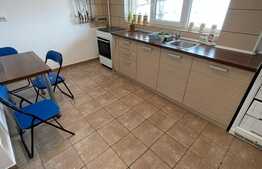 Apartament de 3 camere, etaj intermediar, 70 mp + balcon, zona Nora