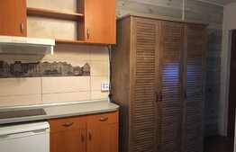 Garsoniera semidecomandata, 12 mp, zona Royal