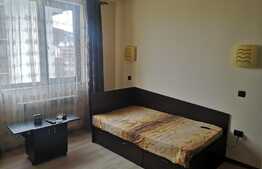 Apartament de 3 camere semidecomandate, 70mp, etaj intermediar, parcare! zona Eroilor