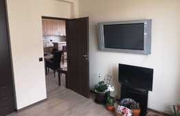 Apartament de 3 camere semidecomandate, 70mp, etaj intermediar, parcare! zona Eroilor