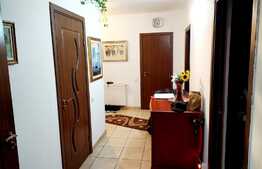 Apartament 3 camere decomandate, 74mp, parcare, zona Cetatii