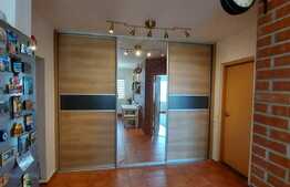 Apartament 2 camere, etaj intermediar, parcare cu CF, orientare sudica!