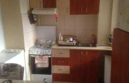 Apartament 1 camera, 41 mp, cu garaj in zona Plopilor