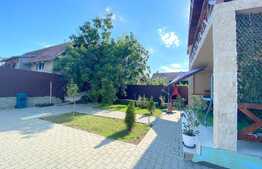 Casa superba de vanzare, curte generoasa, 5 minute de Vivo!