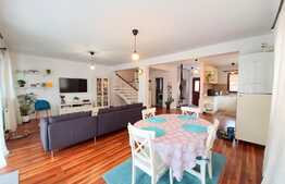 Casa superba de vanzare, curte generoasa, 5 minute de Vivo!