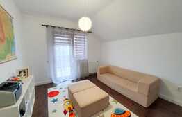 Casa superba de vanzare, curte generoasa, 5 minute de Vivo!