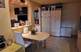 Apartament 3 camere, 70 mp, zona Diana