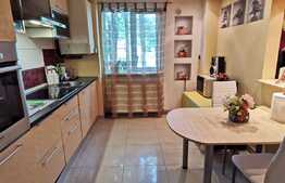 Apartament 3 camere, 70 mp, zona Diana