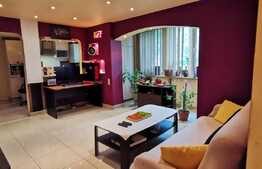 Apartament 3 camere, 70 mp, zona Diana