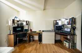 Apartament 3 camere, 75 mp, decomandat, zona Fabricii