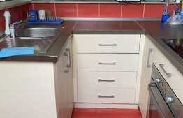 Apartament modern cu 3 camere, 93 mp, zona Vivo