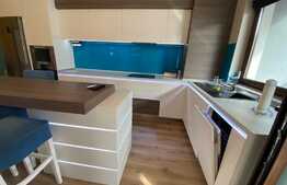 Apartament 3 camere lux, 2 parcari subterane, boxa, zona Subcetate!