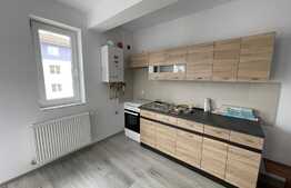 Apartament de 3 camere, parcare subterana, zona Petrom