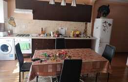 Apartament 2 camere, etaj intermediar, orientare sudica! zona Terra