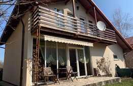 Casa individuala pe structura metalica , 300 teren, garaj, zona Manastirii - Tauti 