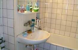 Garsoniera de inchiriat, 28 mp utili, decomandata, zona BIG!