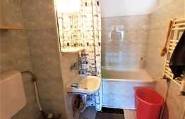 Apartament cu 2 camere, Decomandat, 55 mp, zona Piata Marasti