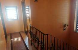 Casa individuala de vanzare, 140 mp utili, 700 mp teren, exterior est