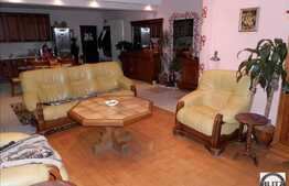 Apartament 3 camere, 110 mp, finisaje moderne, cu garaj si loc parcare!