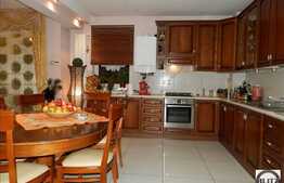 Apartament 3 camere, 110 mp, finisaje moderne, cu garaj si loc parcare!