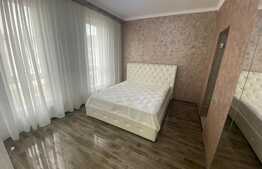Oportunitate! Apartament cu 3 camere, 112 mp,  etaj intermediar, zona centrala