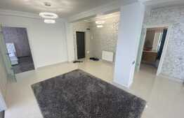 Oportunitate! Apartament cu 3 camere, 112 mp,  etaj intermediar, zona centrala