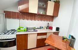 Apartament cu 1 camera, decomandat,26 mp, zona strazii Busteni