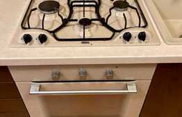 Apartament 3 camere decomandate,51mp, zona Centrala