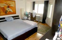 Vanzare apartament 3 camere, 74 mp utili, zona P-ta Cipariu, mobilat