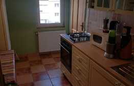 Apartament 3 camere, 2 bai, decomandat, orientare sudica, 3 balcoane, zona Nicolae Titulescu!