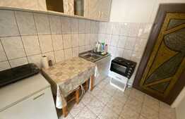 Garsoniera zona Tractoru