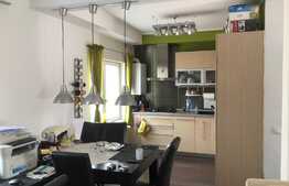 Oportunitate! Apartament in Vila 103 m2 , zona Campului, 3 camere cu Garaj !