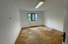 Doar la Blitz ! Casa individuala de vanzare ! 198 mp utili, 468 teren, ideala pentru doua familii, sau business ! 