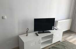 2 camere, intermediar, la cheie, parcare ! Zona Petrom ! 