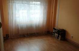 Apartament 2 camere decomandat pe Grivitei 