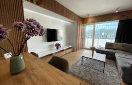 Apartament in zona centrala a orasului, 2 camere, parcare, zona Scala Center