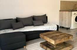 Apartament 3 camere, semidecomandat, 60 mp, parcare, zona Vivo