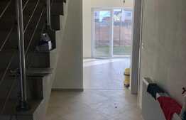 Casa insiruita 3 camere, Sanpetru, 90mp utili, 125mp teren liber