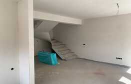 Duplex semifinisat  D+P+1+M de vanzare in Borhanci